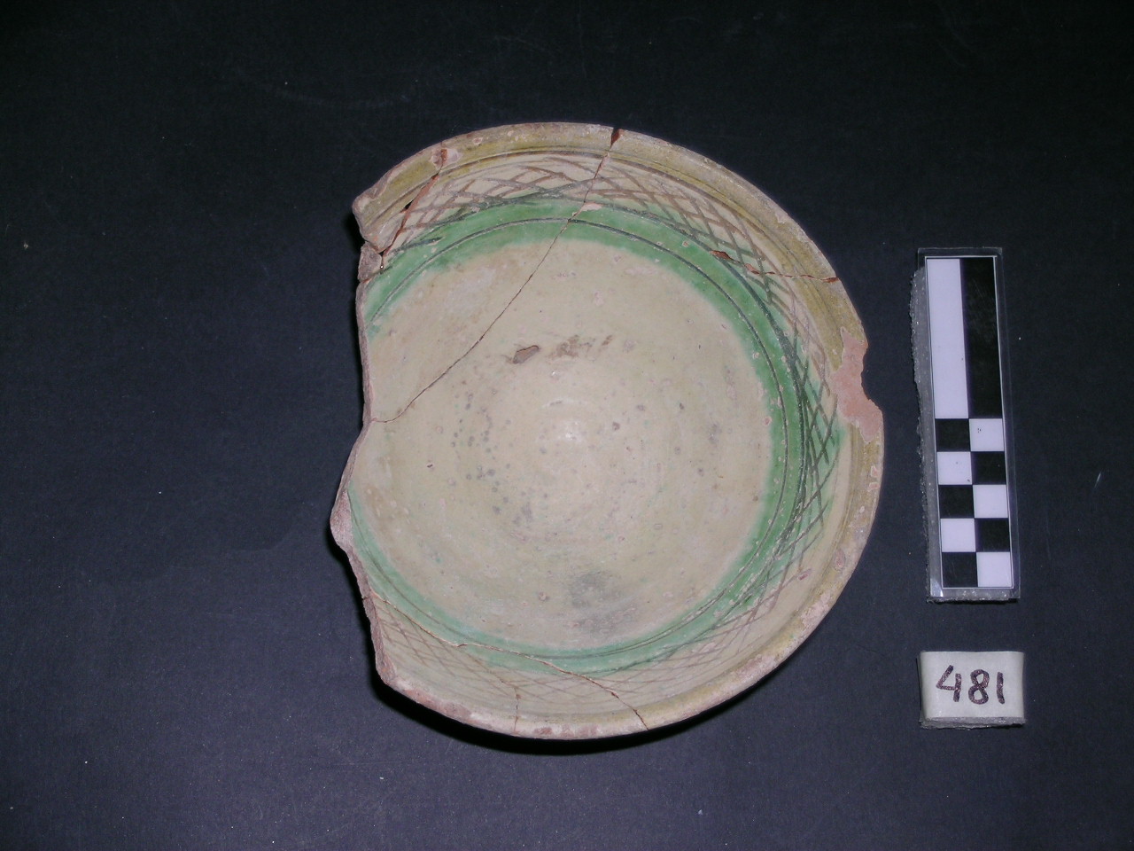 vaso - graffita arcaica ligure - produzione ligure (meta' sec. XIII)