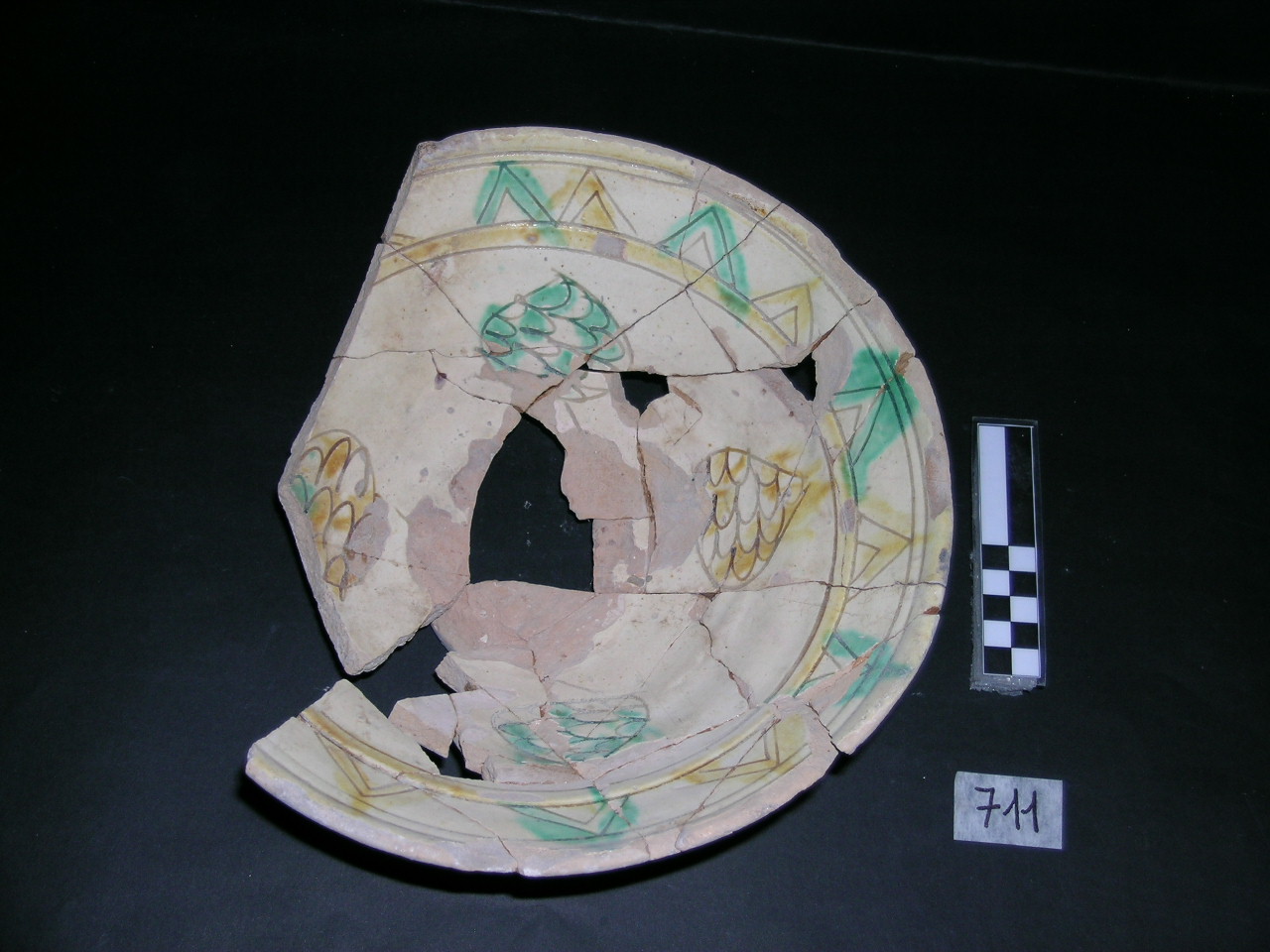 vaso - graffita arcaica ligure - produzione ligure (meta' sec. XIII)