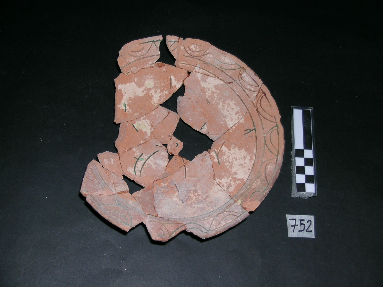 vaso - graffita arcaica ligure - produzione ligure (meta' sec. XIII)