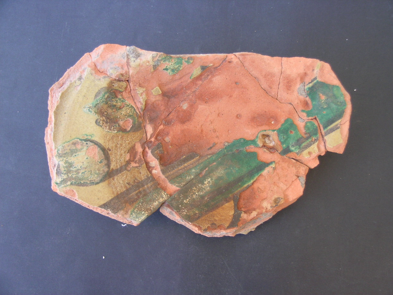 vaso - invetriata - produzione tunisina (meta' sec. XIII)