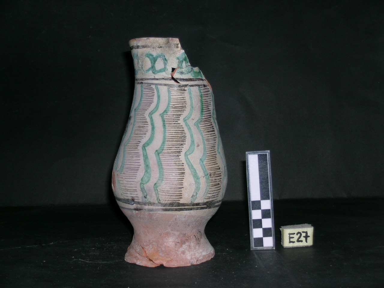 vaso - maiolica arcaica - produzione pisana (meta' sec. XIII)