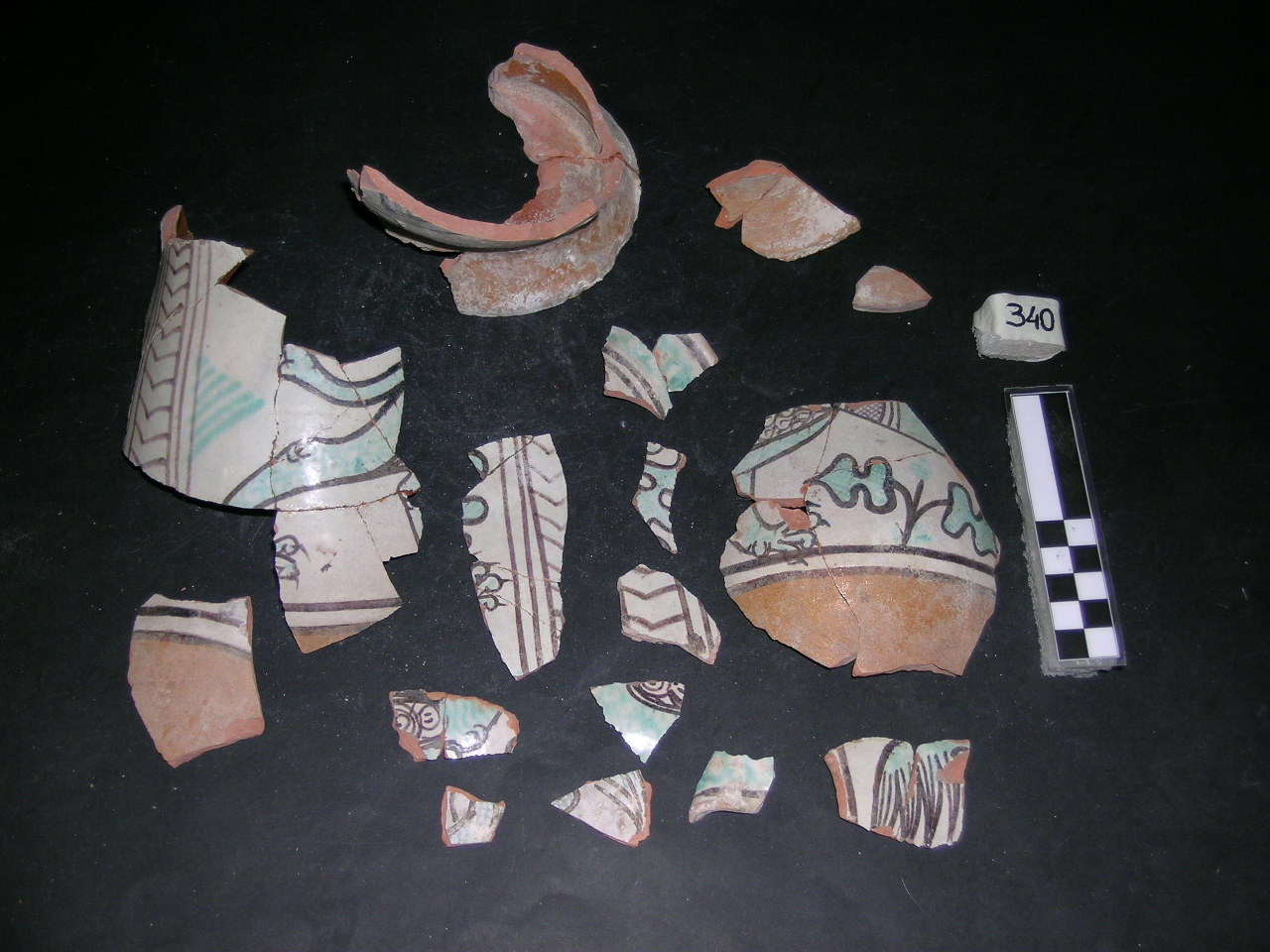 vaso - maiolica arcaica - produzione pisana (meta' sec. XIII)