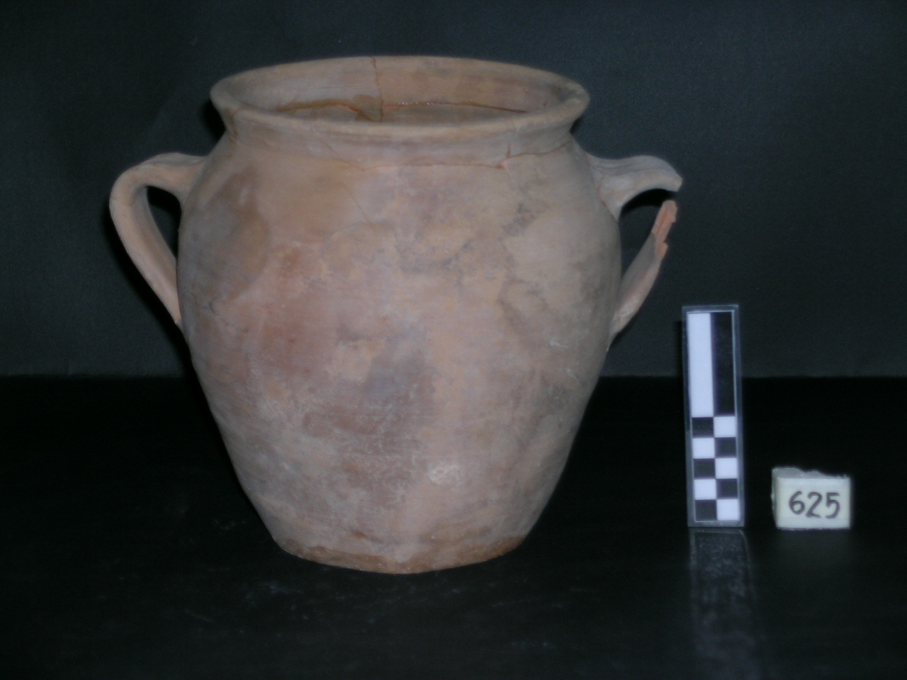 vaso - acroma depurata, serie - produzione pisana (meta' sec. XIII)