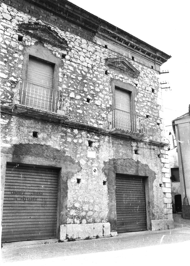 palazzo, signorile - Colli a Volturno (IS) 
