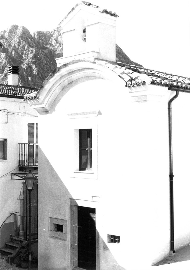 Chiesa di San Giovanni (cappella) - Scapoli (IS) 