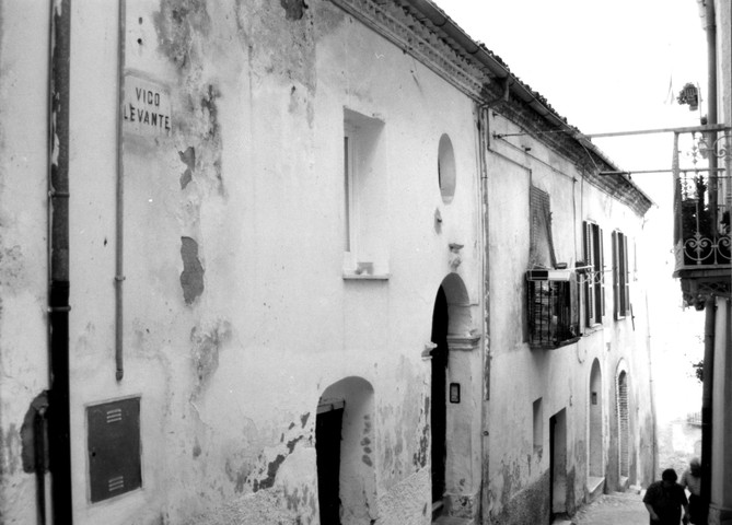 complesso edilizio, case a schiera - Larino (CB) 