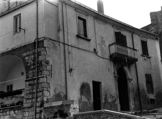 complesso edilizio, case a schiera - Larino (CB) 