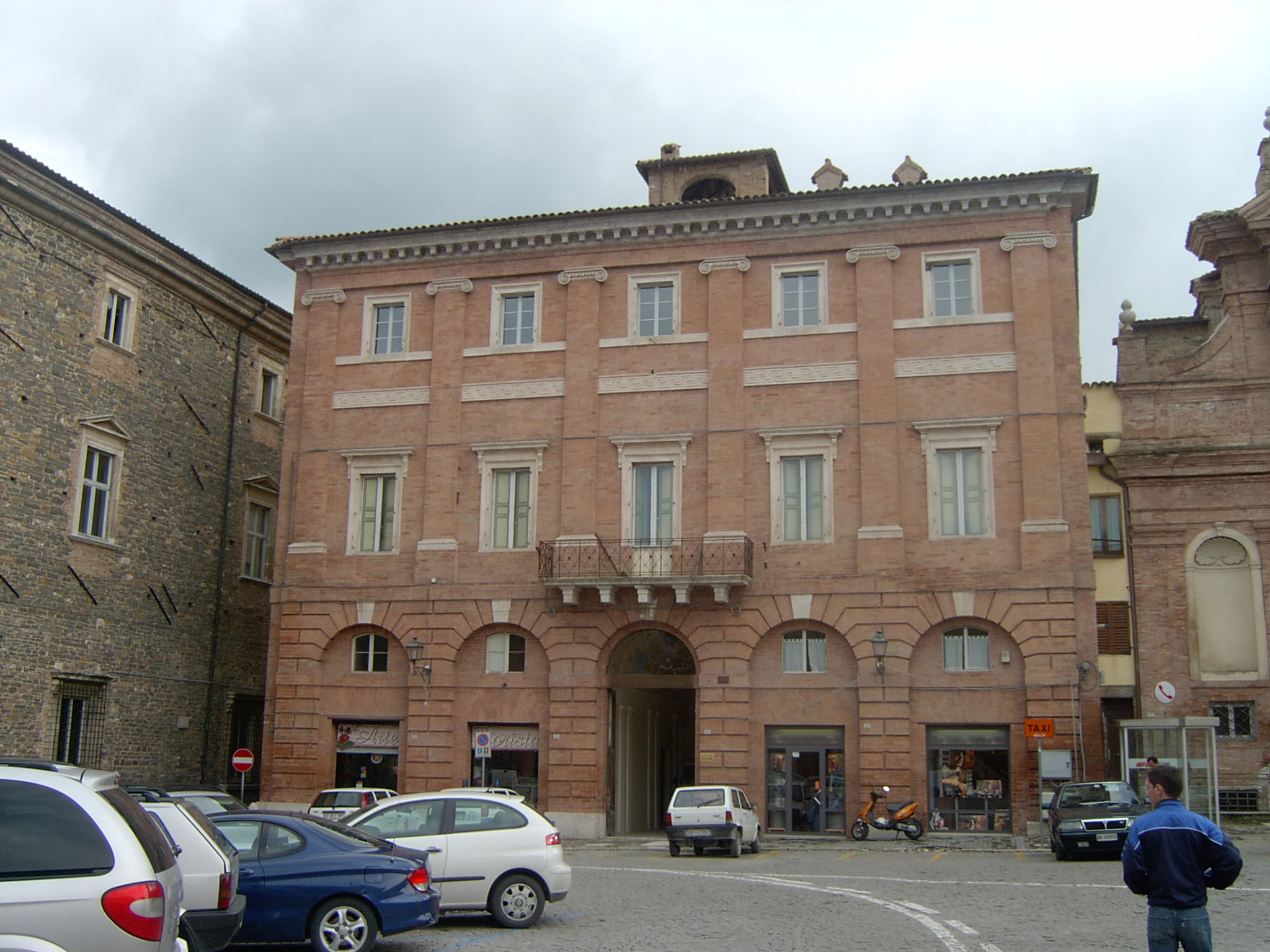 Palazzo De Sanctis (palazzo, nobiliare) - Matelica (MC) 