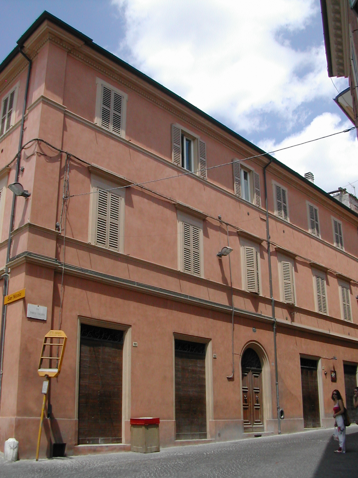 Palazzo in Via Cialdini, 74 (palazzo, di appartamenti) - Fabriano (AN) 