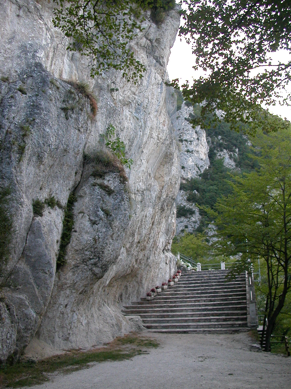Santuario della Madonna delle Grotte (santuario) - Fabriano (AN) 