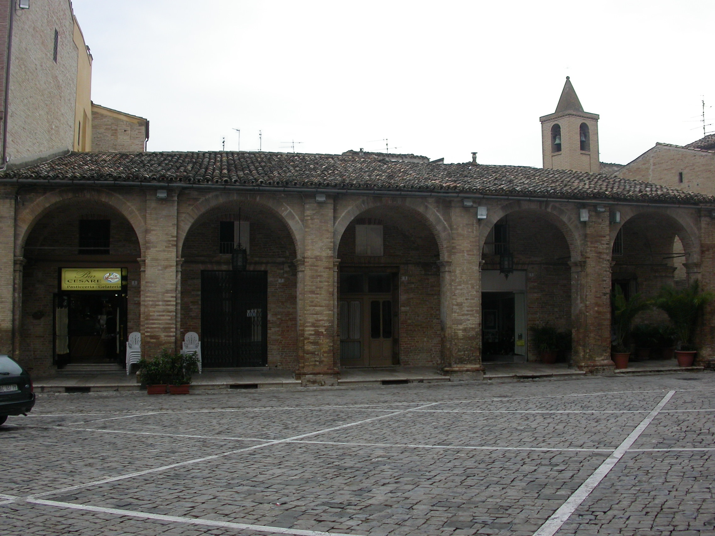 Casa con portico (casa a schiera) - Offida (AP) 