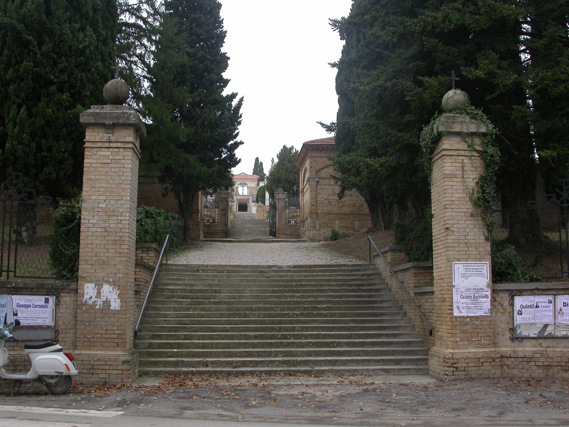 Scalinata del cimitero (scalinata) - Offida (AP) 