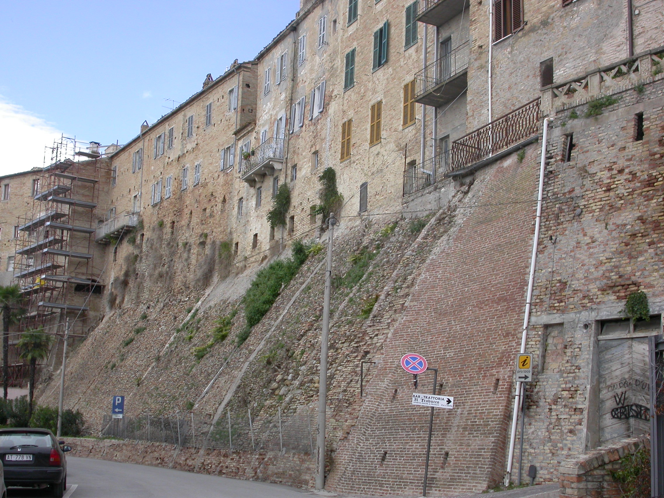 Mura urbiche (mura, urbiche) - Acquaviva Picena (AP) 