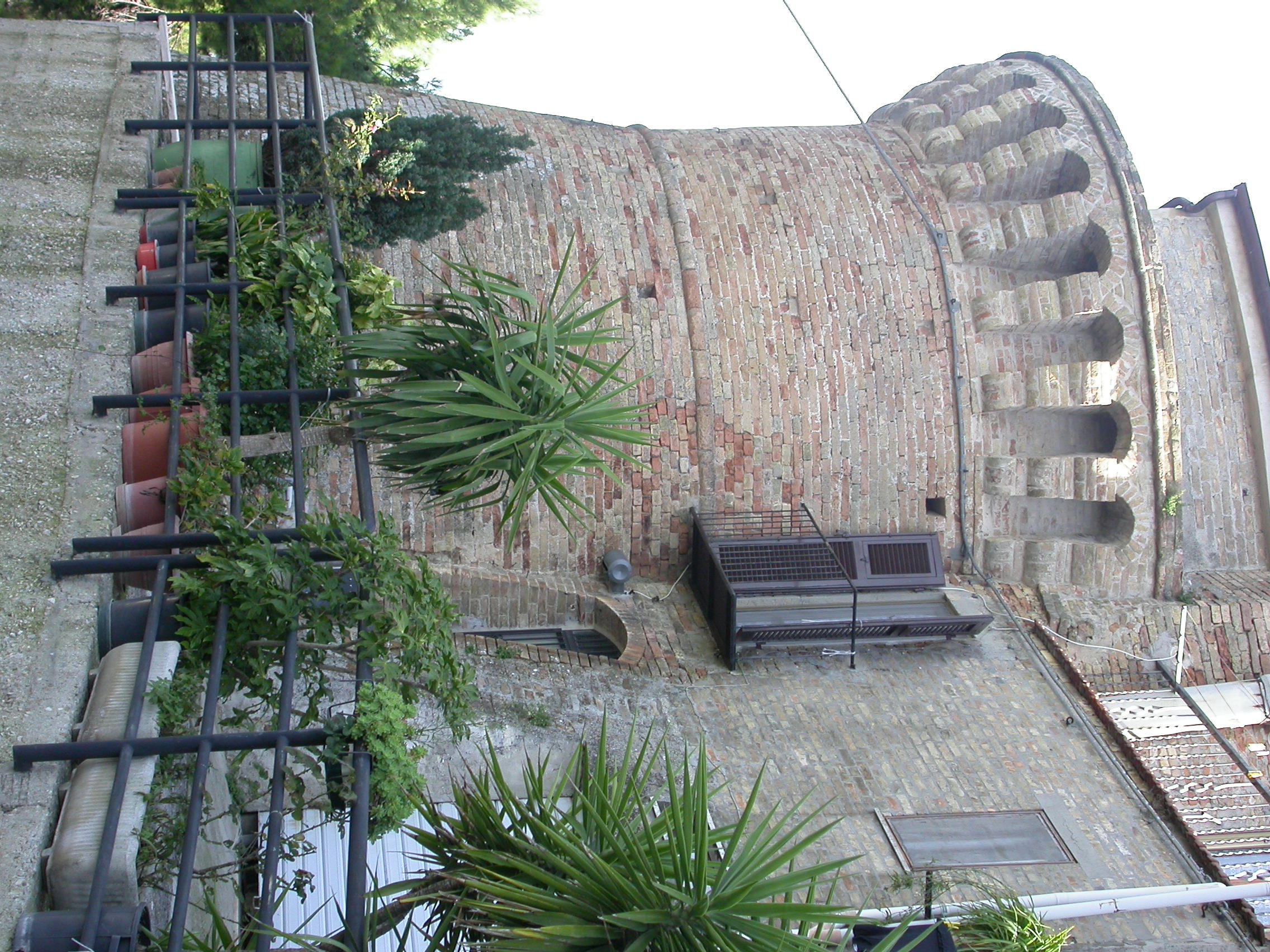 Torrione Nord (torrione, delle mura urbiche) - Acquaviva Picena (AP) 