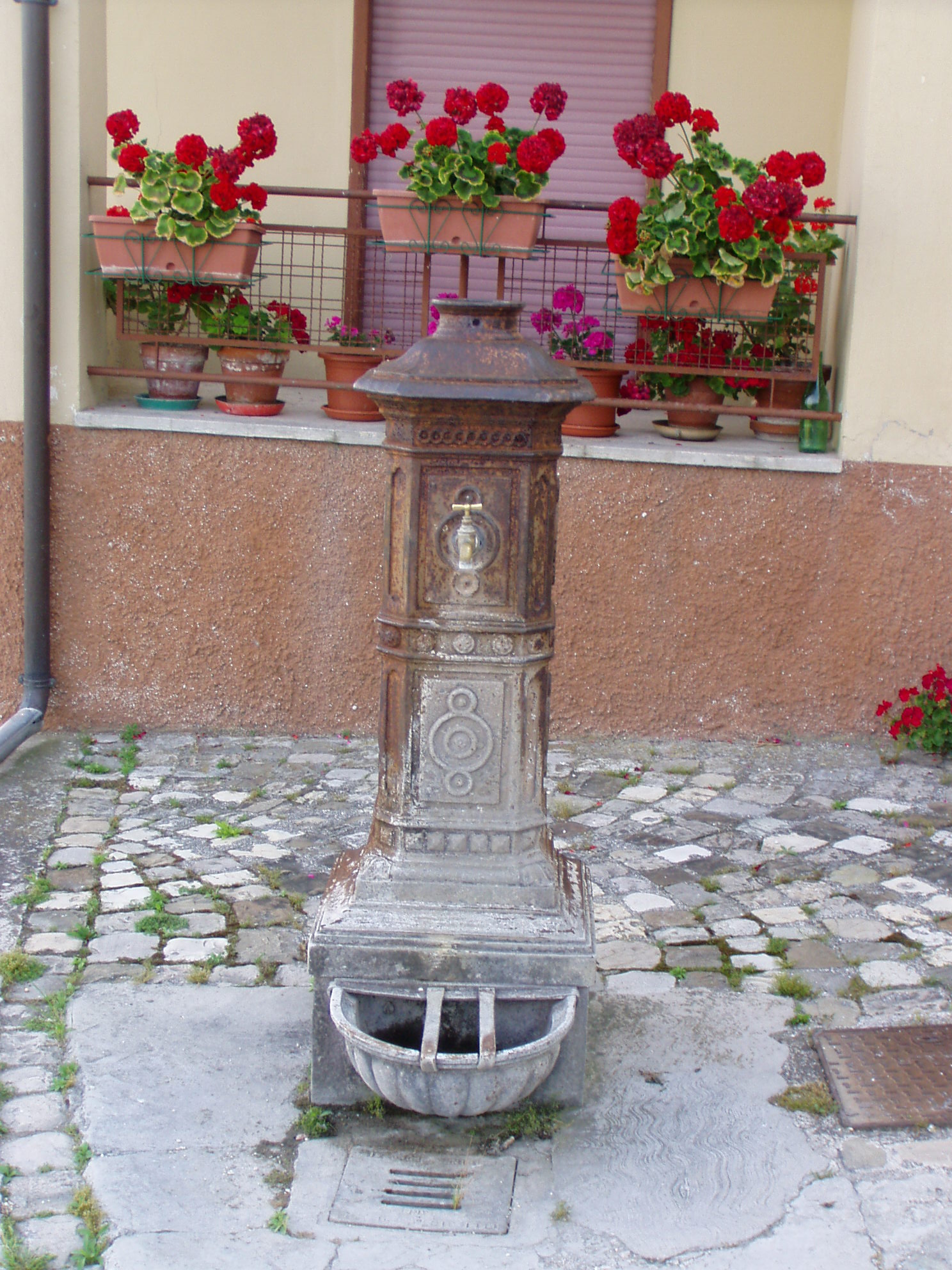 Fontanella (fontanella) - Serrungarina (PU) 
