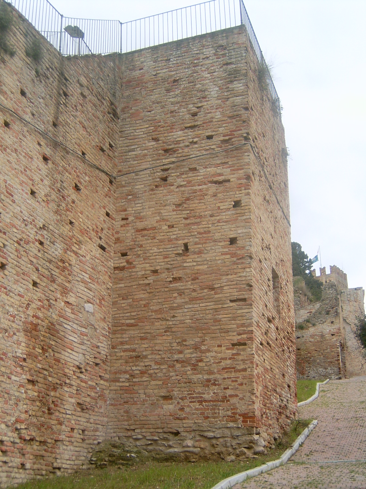 Torre delle Mura urbiche di Porto San Giorgio (torre, delle mura urbiche) - Porto San Giorgio (AP) 