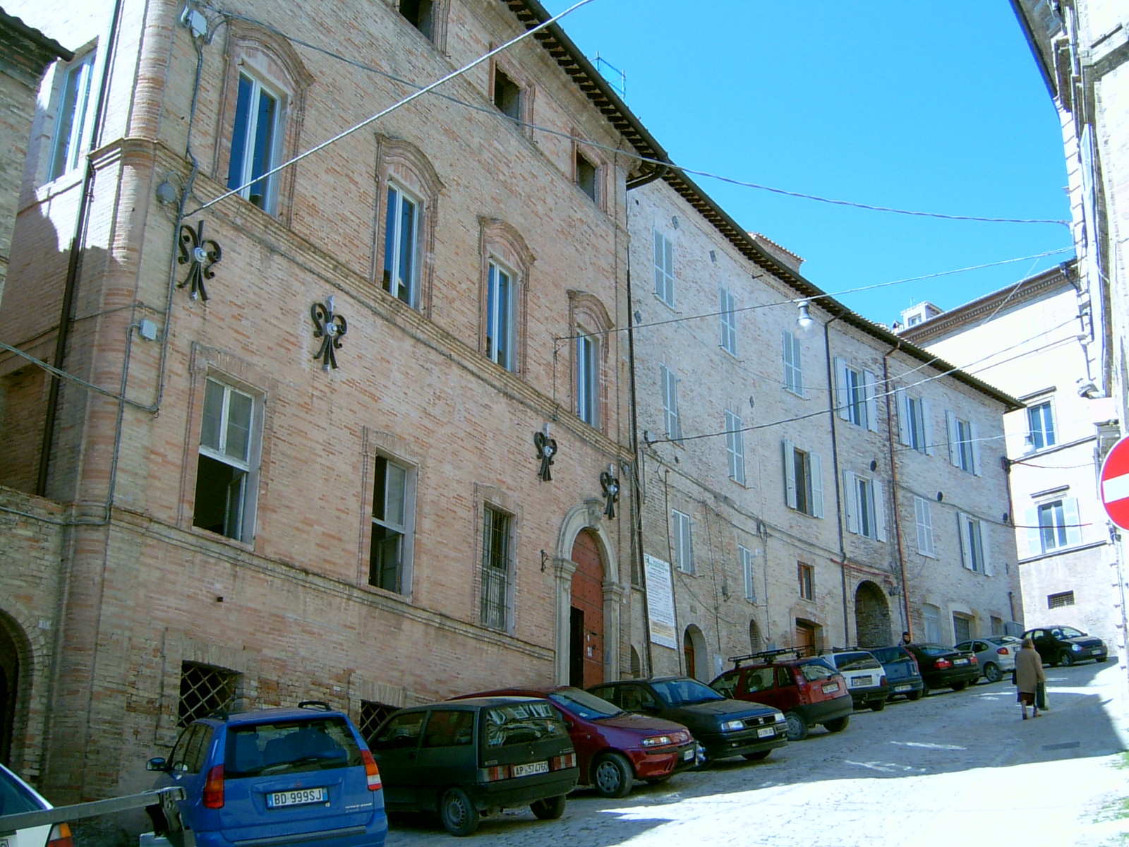 Palazzo Gigliucci (palazzo, nobiliare) - Fermo (AP) 