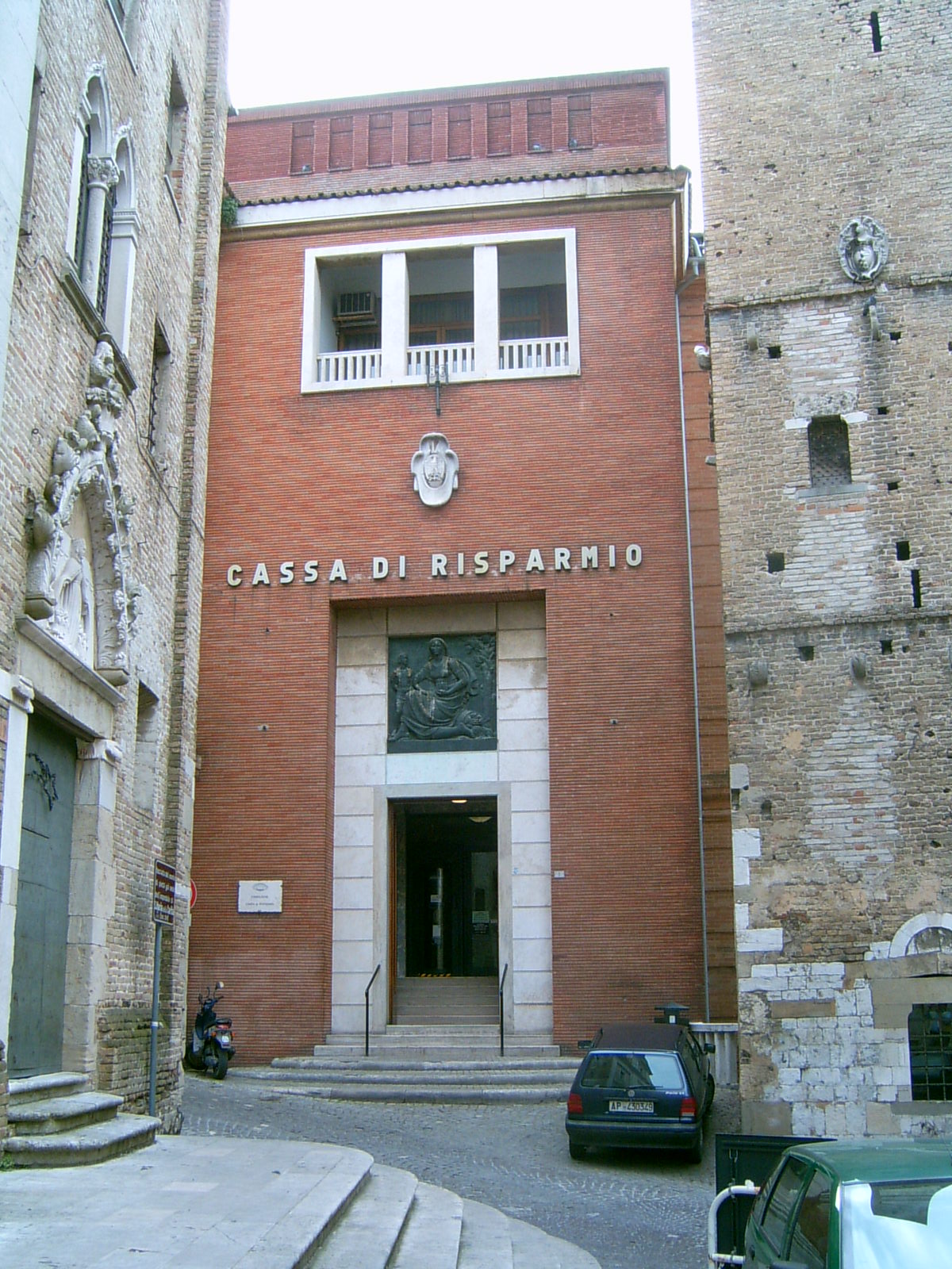 Palazzo della Cassa di Risparmio di Fermo (banca) - Fermo (AP) 