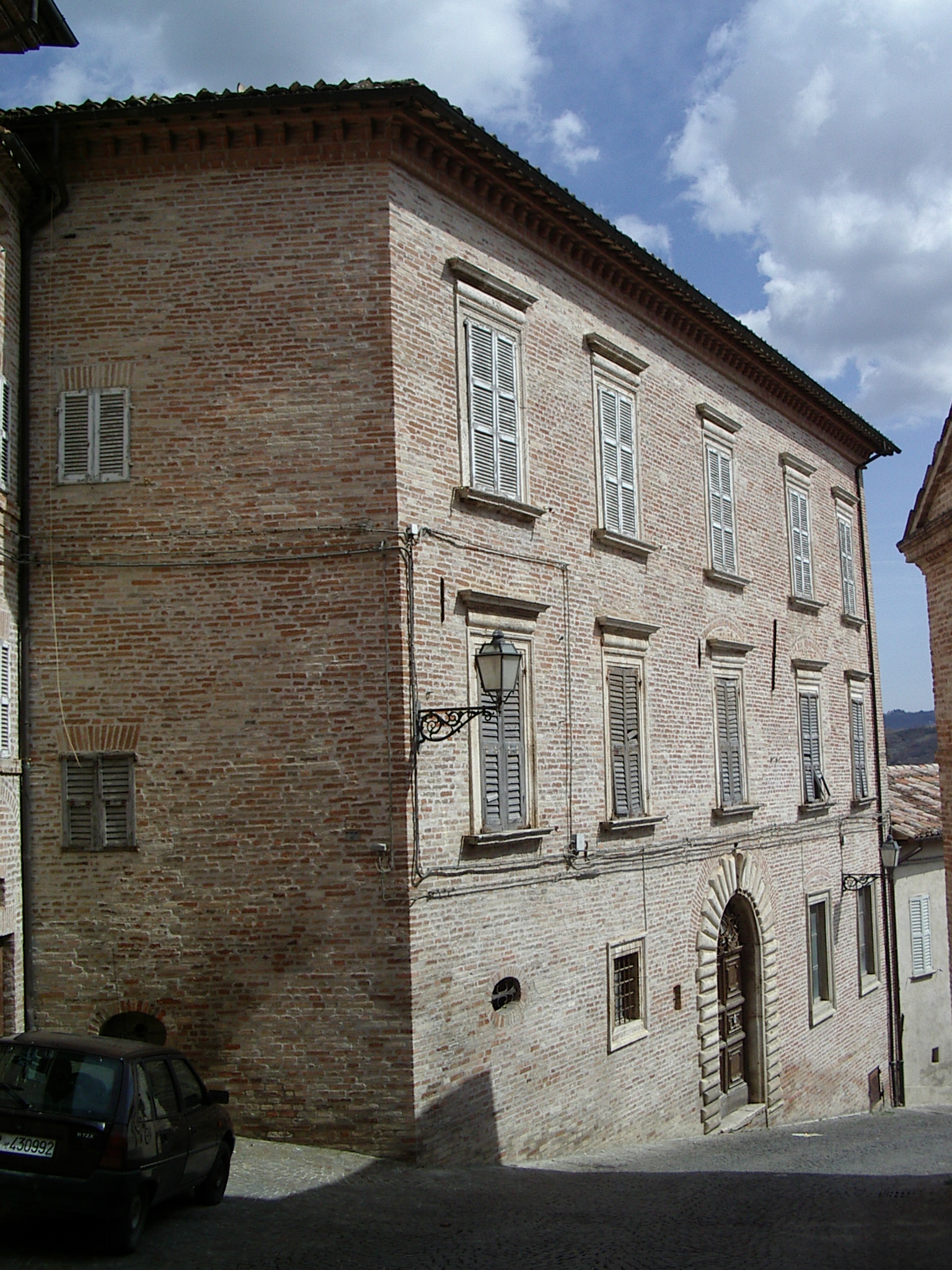 Palazzo Manardi (palazzo, nobiliare) - Amandola (AP) 