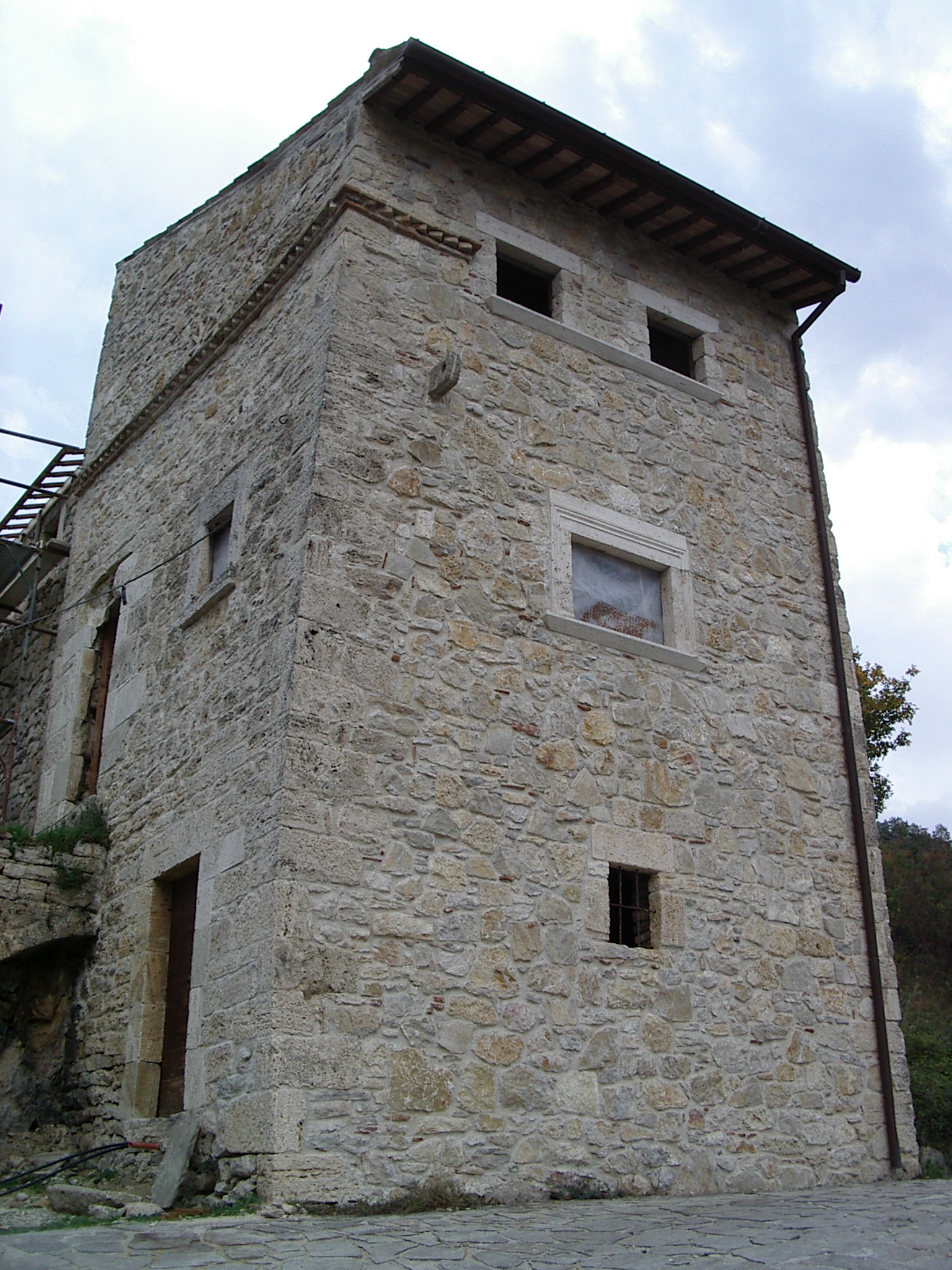 Casa-torre (casa-torre) - Acquasanta Terme (AP) 