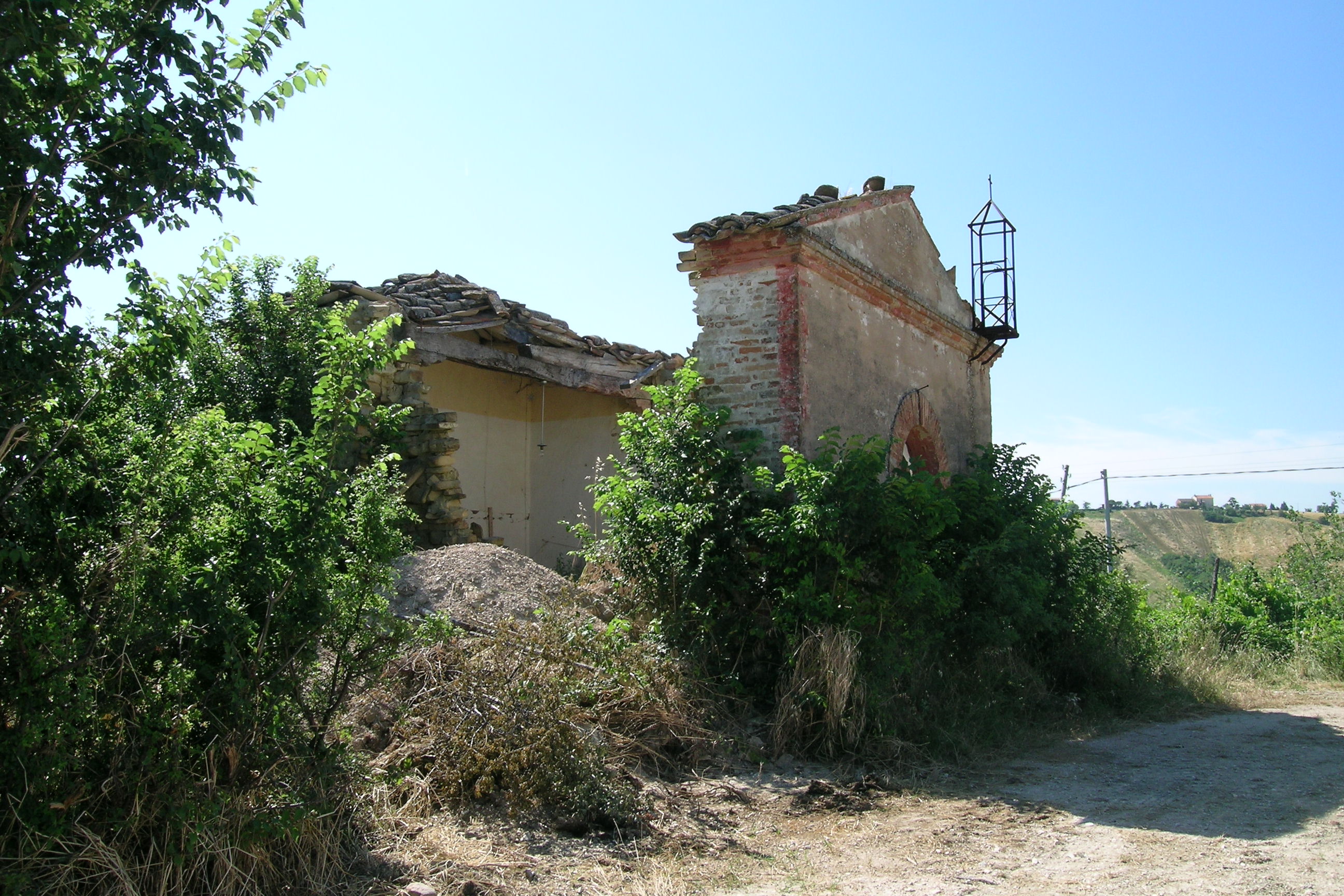 Chiesa della Madonna del Carmine (chiesa) - Falerone (AP) 