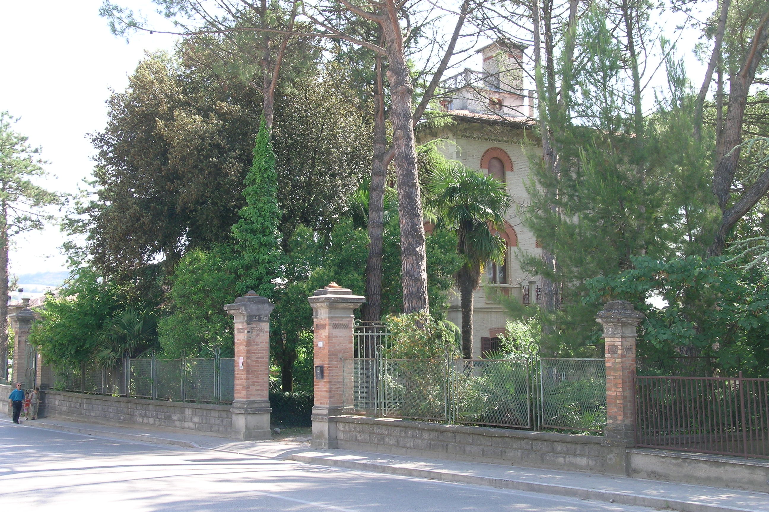 Villa liberty (villa suburbana) - Falerone (AP) 
