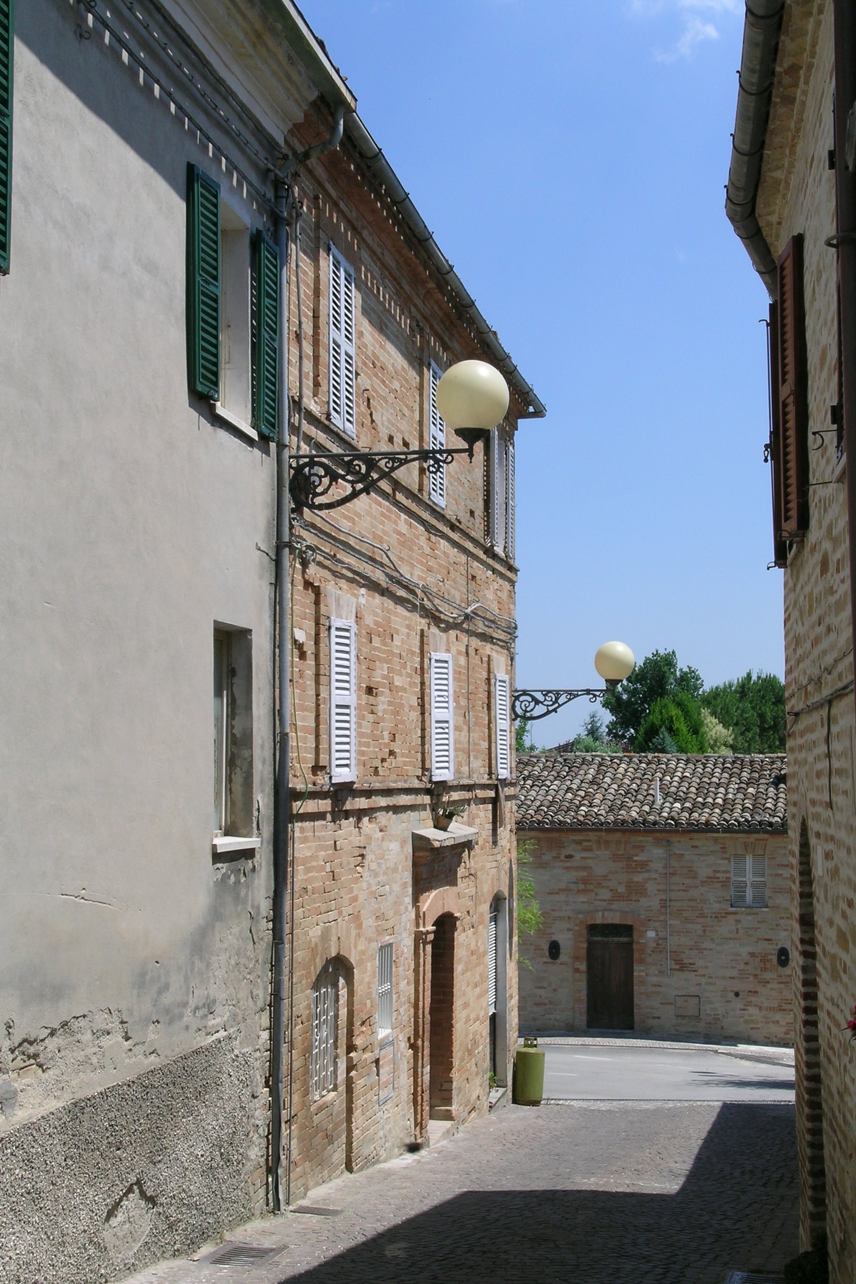 Palazzetto di appartamenti (palazzetto, di appartamenti) - Monteleone di Fermo (AP) 
