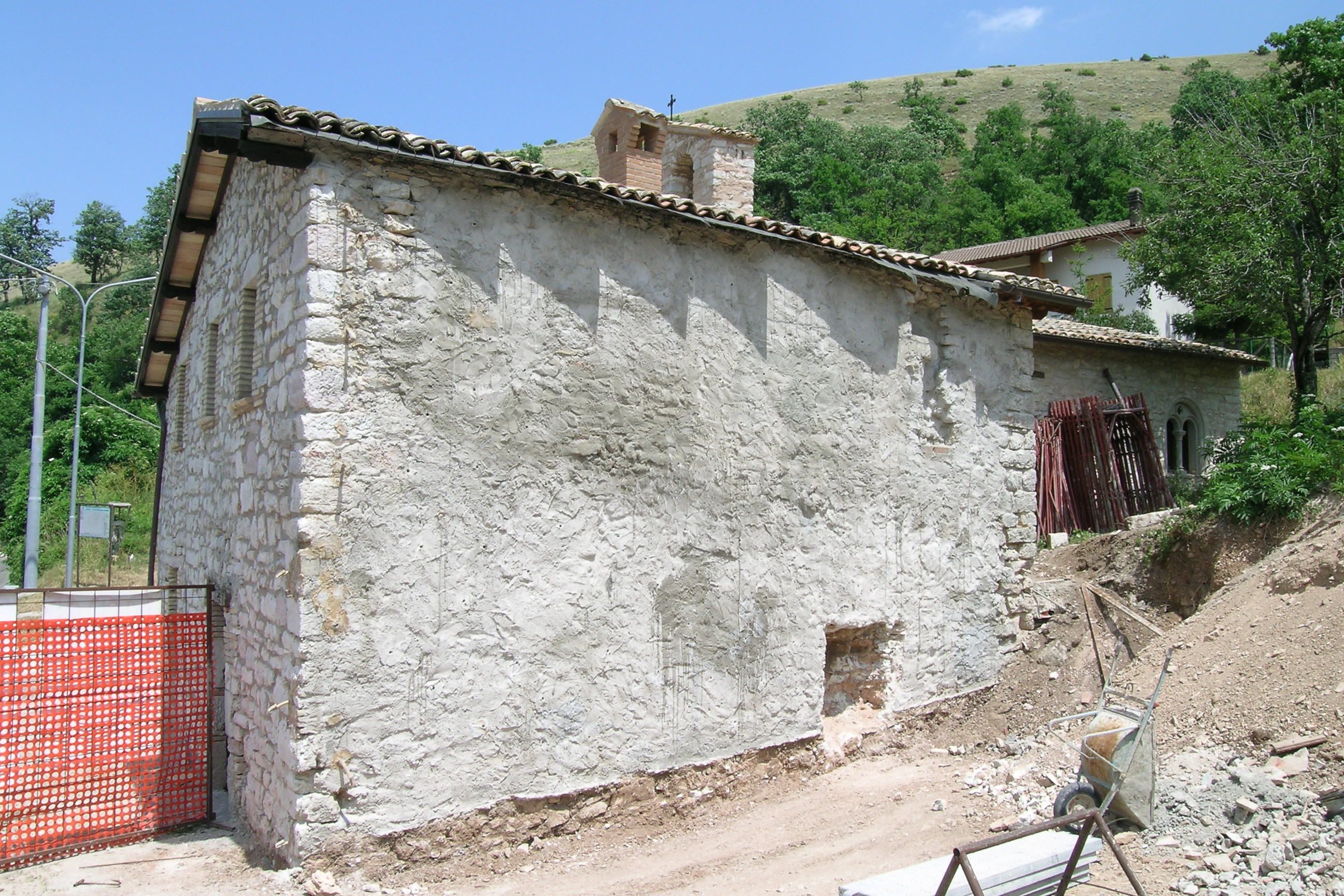 Casa parrocchiale (casa canonica) - Monte Cavallo (MC) 