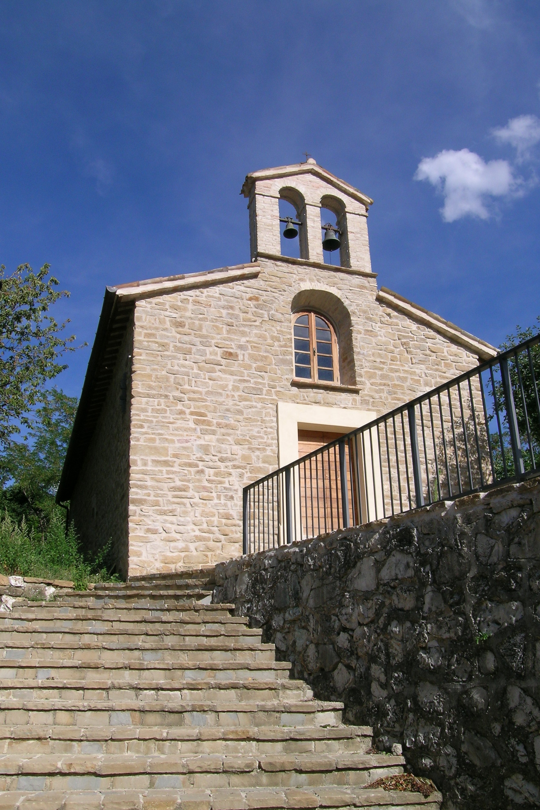 Chiesa del Santissimo Crocifisso (chiesa, parrocchiale) - Pievebovigliana (MC) 