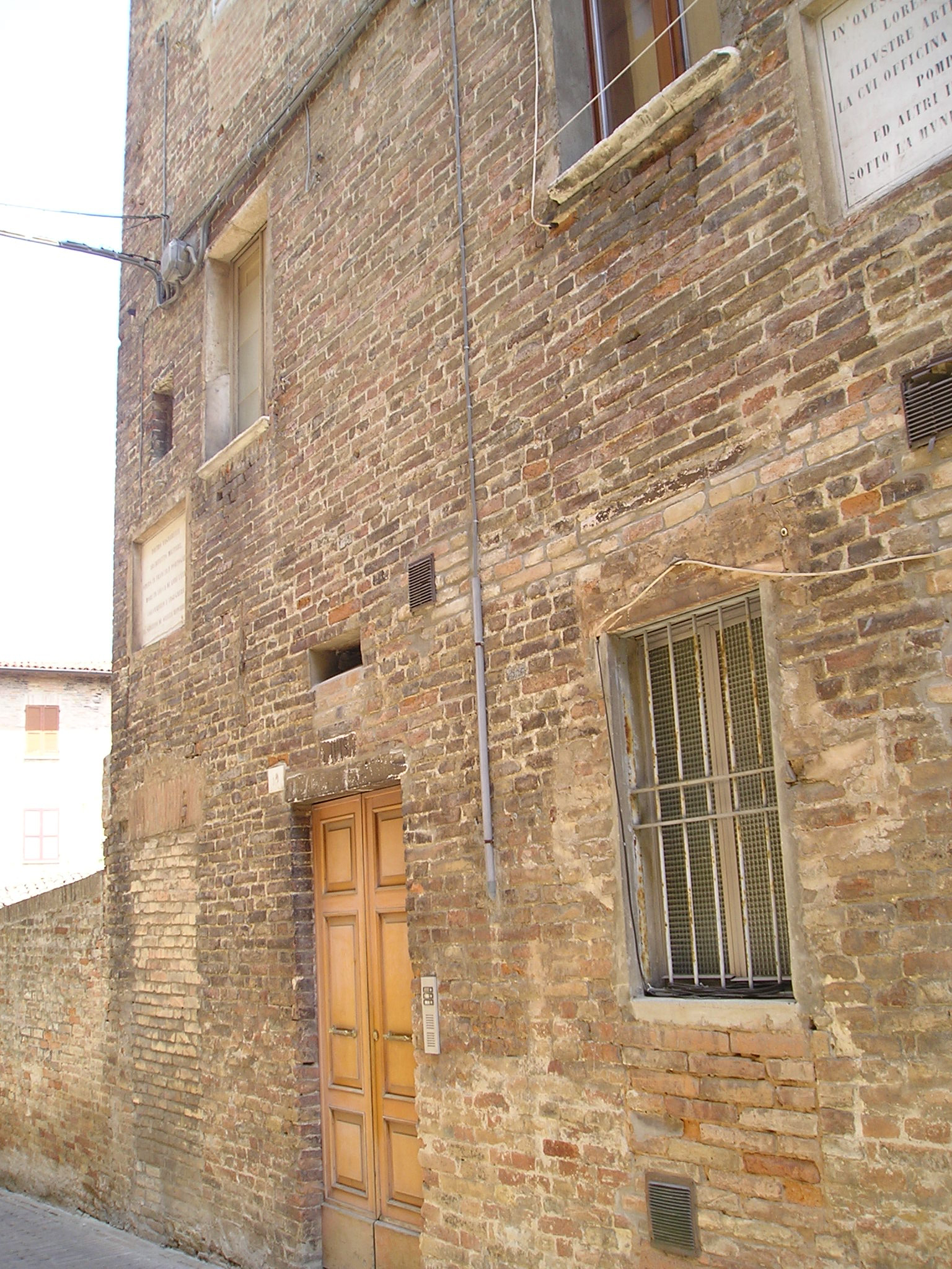 Casa Vagnarelli (palazzo, di appartamenti) - Urbino (PU) 