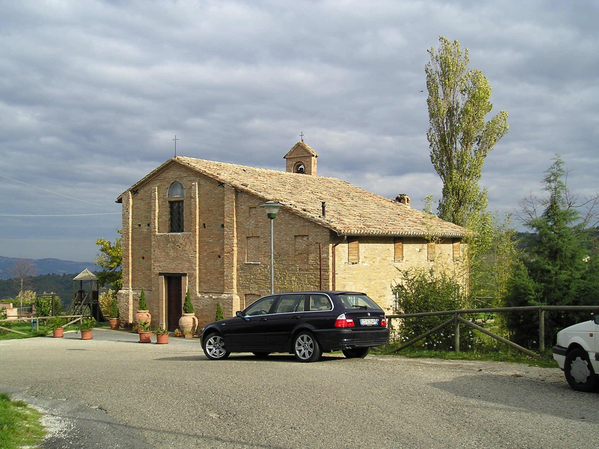 Chiesa di S. Maria Assunta di Valdazzo (chiesa, parrocchiale) - Urbino (PU) 