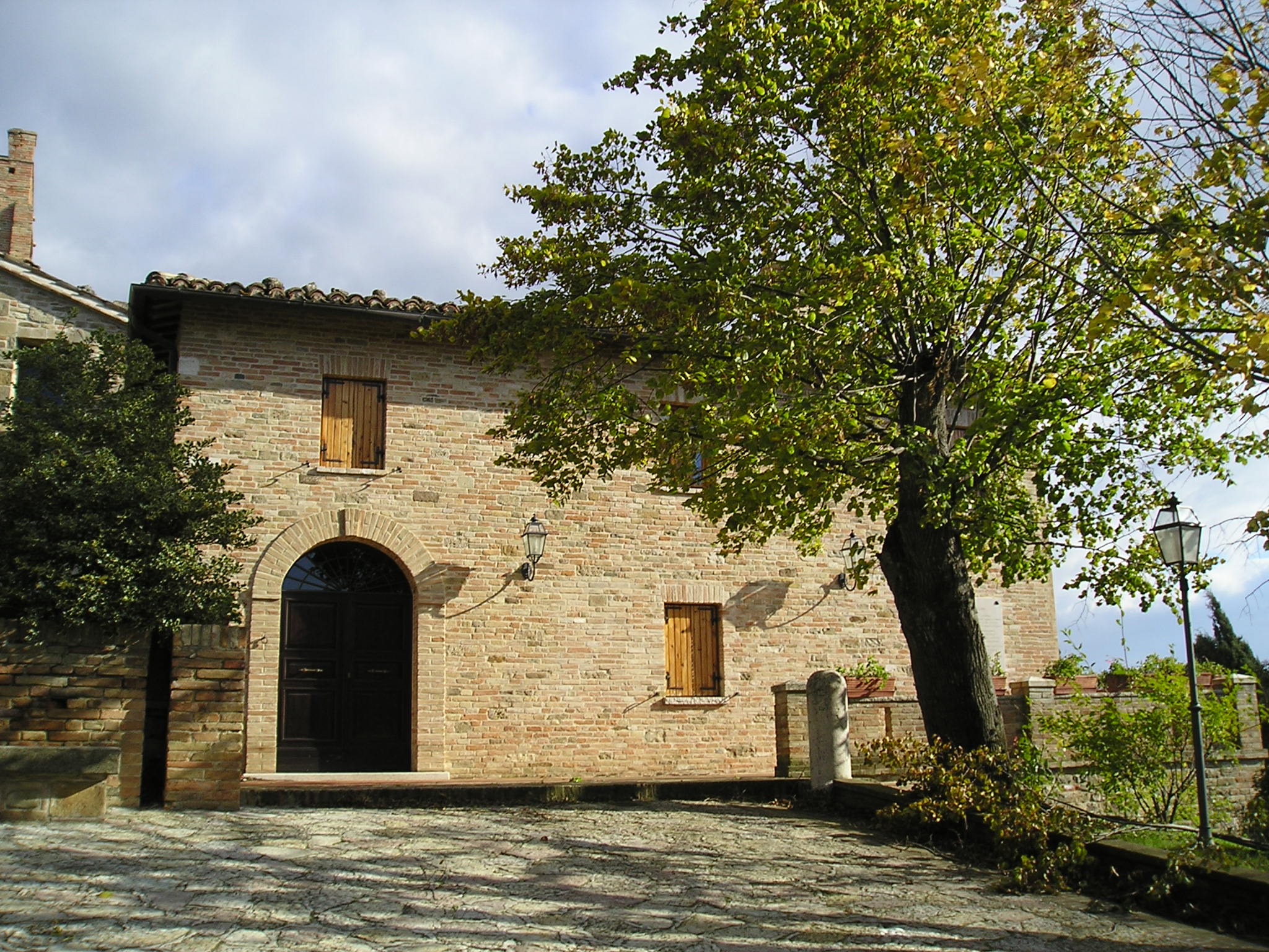 Casa canonica di S. Cassiano a Cavallino (casa canonica) - Urbino (PU) 