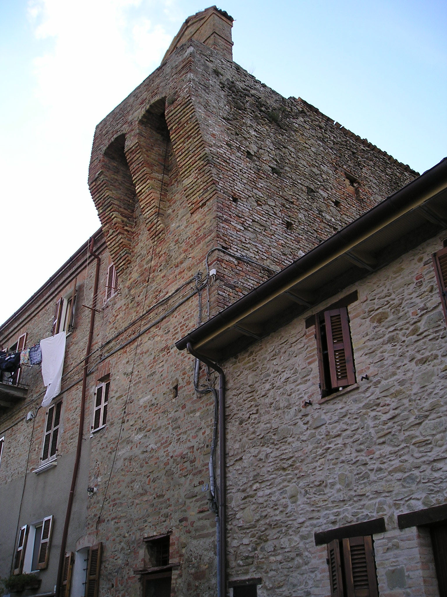 Torre delle Mura di Cavallino (torre, del castello) - Urbino (PU) 