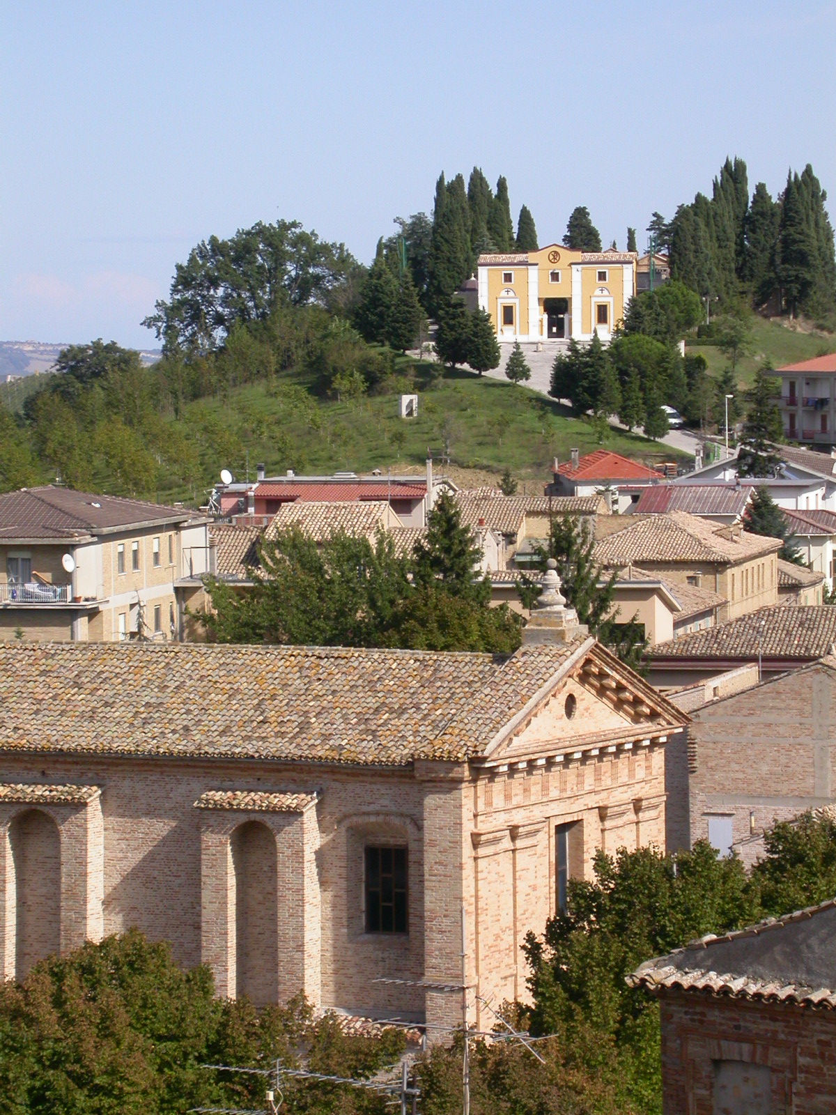 Cimirero comunale di Castignano (cimitero, comunale) - Castignano (AP) 