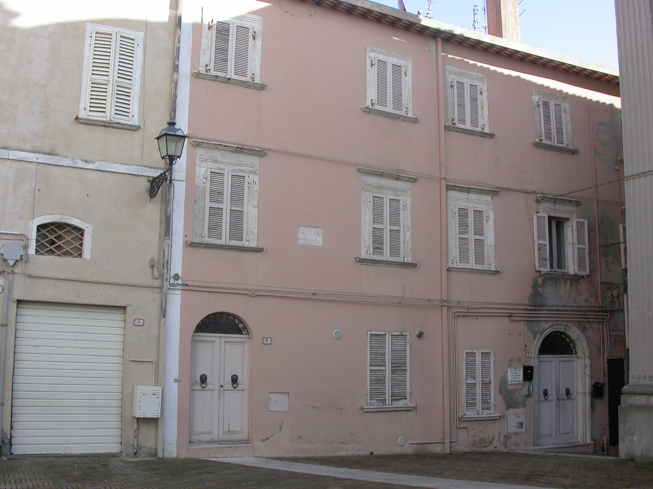 Palazzo in piazza Roma (palazzo, nobiliare) - Spinetoli (AP) 