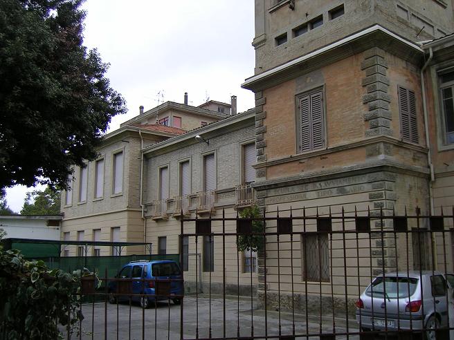 Scuola Giacomo Leopardi (scuola, pubblica) - Osimo (AN) 