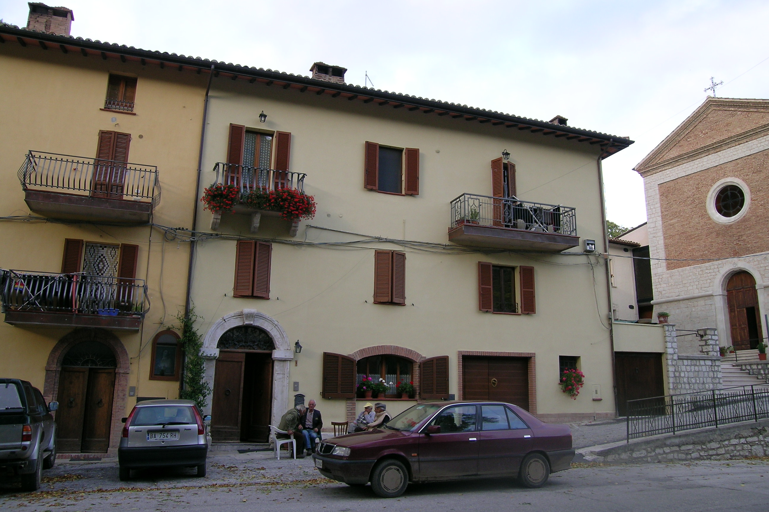 Casa a schiera (casa a schiera) - Serravalle di Chienti (MC) 