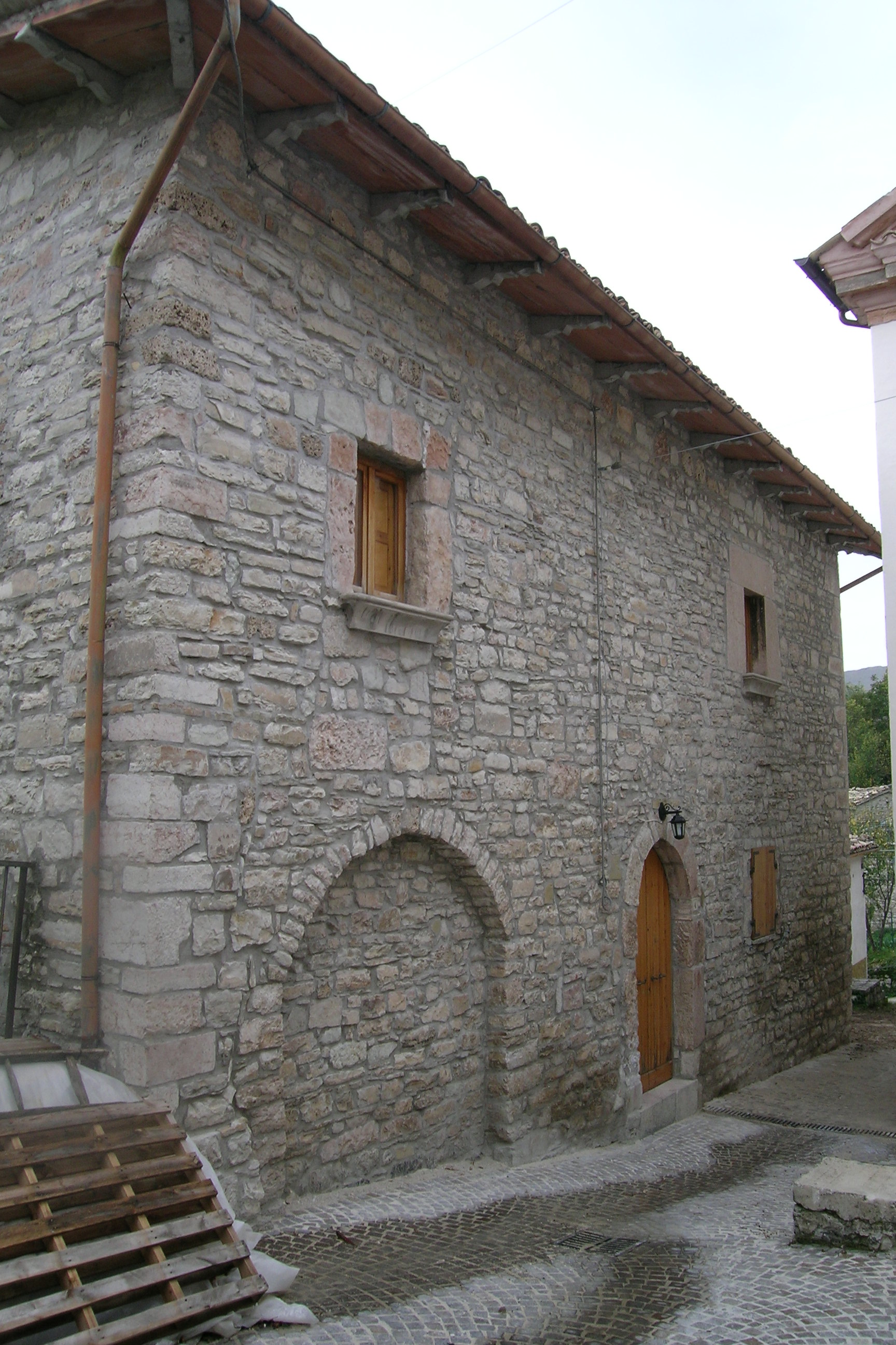 Casa isolata (casa isolata) - Bolognola (MC) 