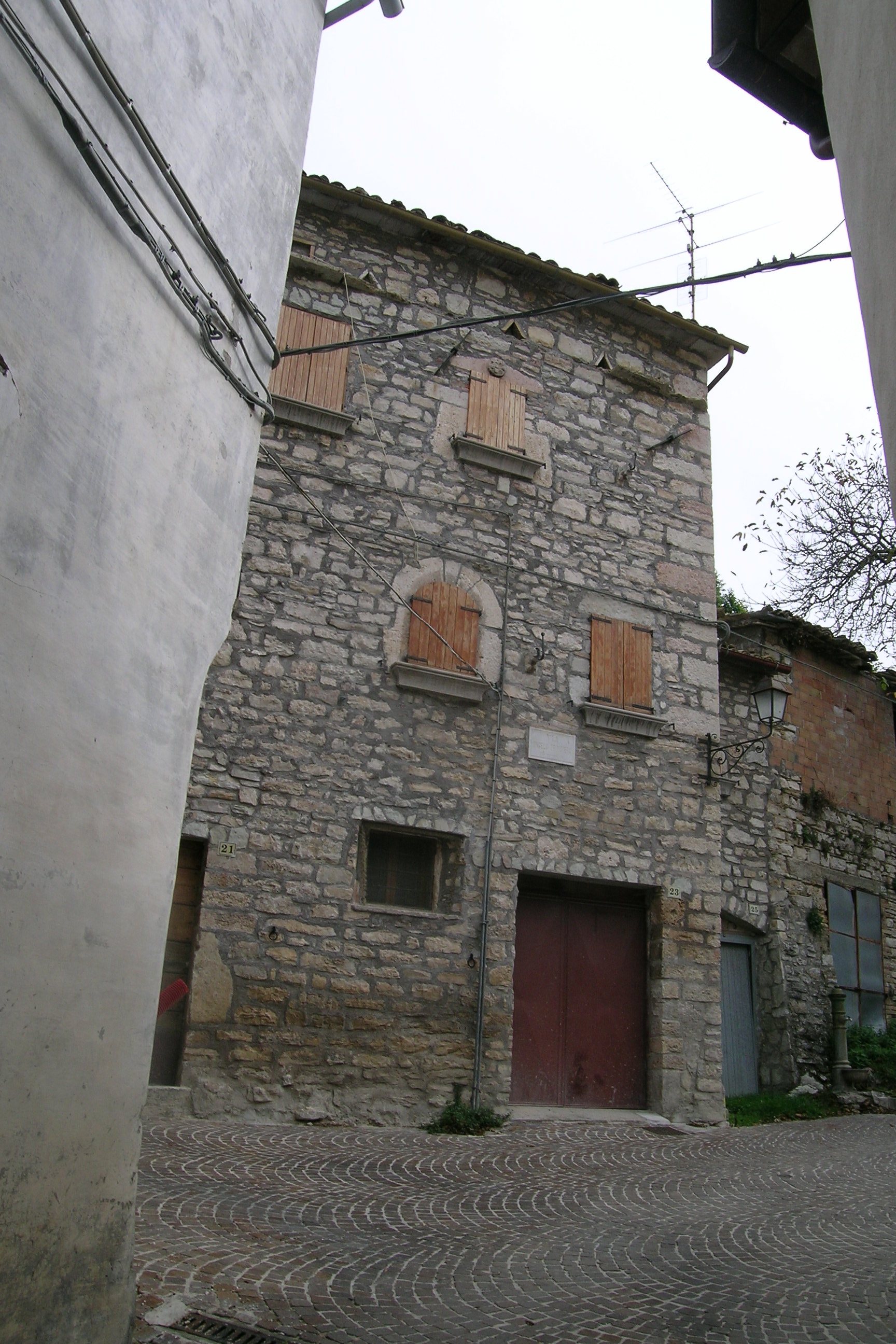 Palazzetto di appartamenti (palazzetto, di appartamenti) - Bolognola (MC) 