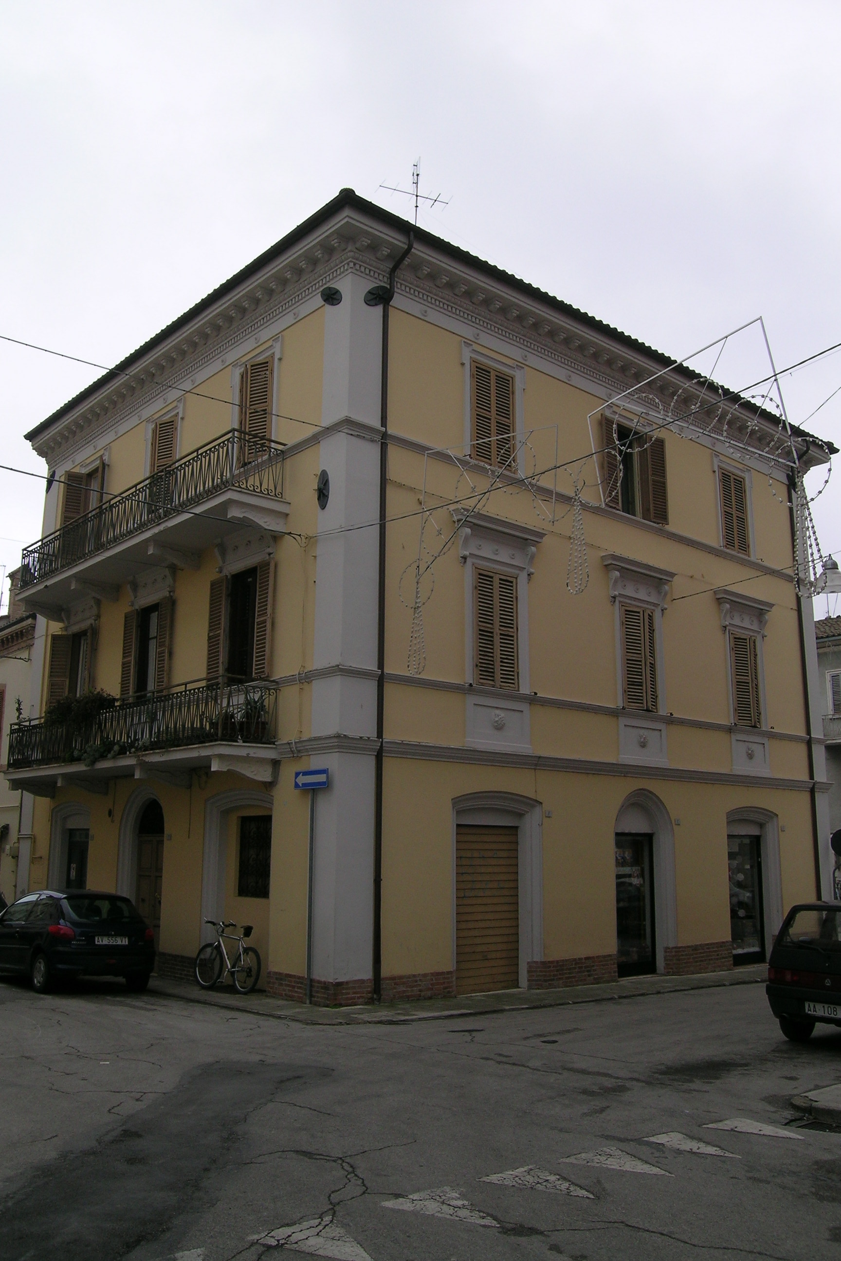 Palazzo signorile (palazzo, signorile) - Castelraimondo (MC) 
