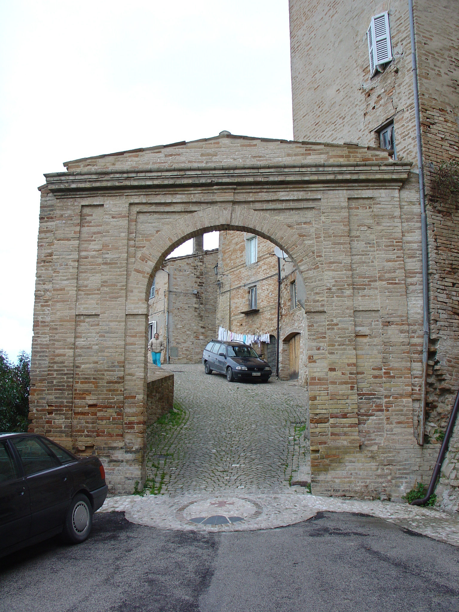 Porta di Borgo Vecchio (porta, urbica) - Petritoli (AP) 