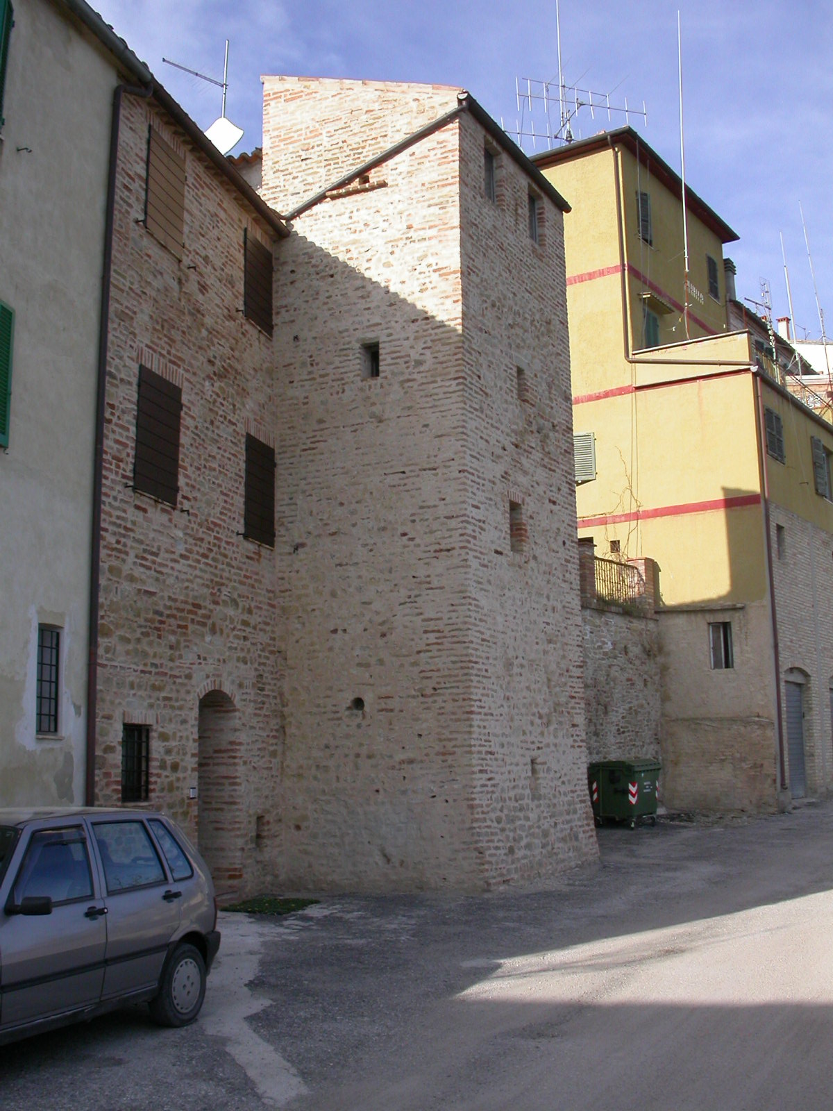 Torre castellana (torre, castellana) - Montedinove (AP) 