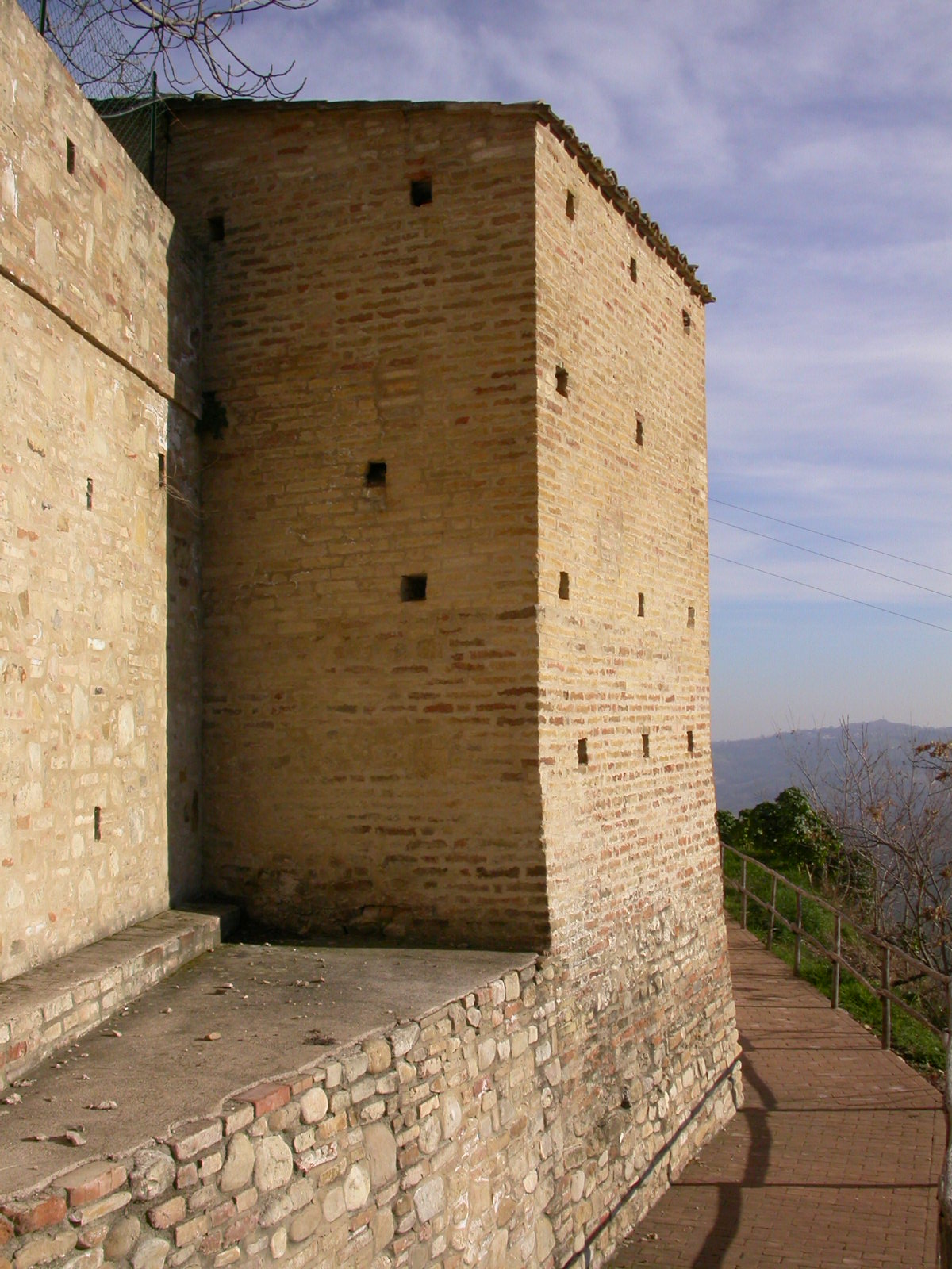 Torre castellana (torre, castellana) - Montedinove (AP) 