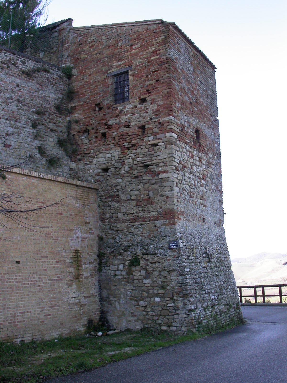 Torre castellana (torre, castellana) - Montedinove (AP) 