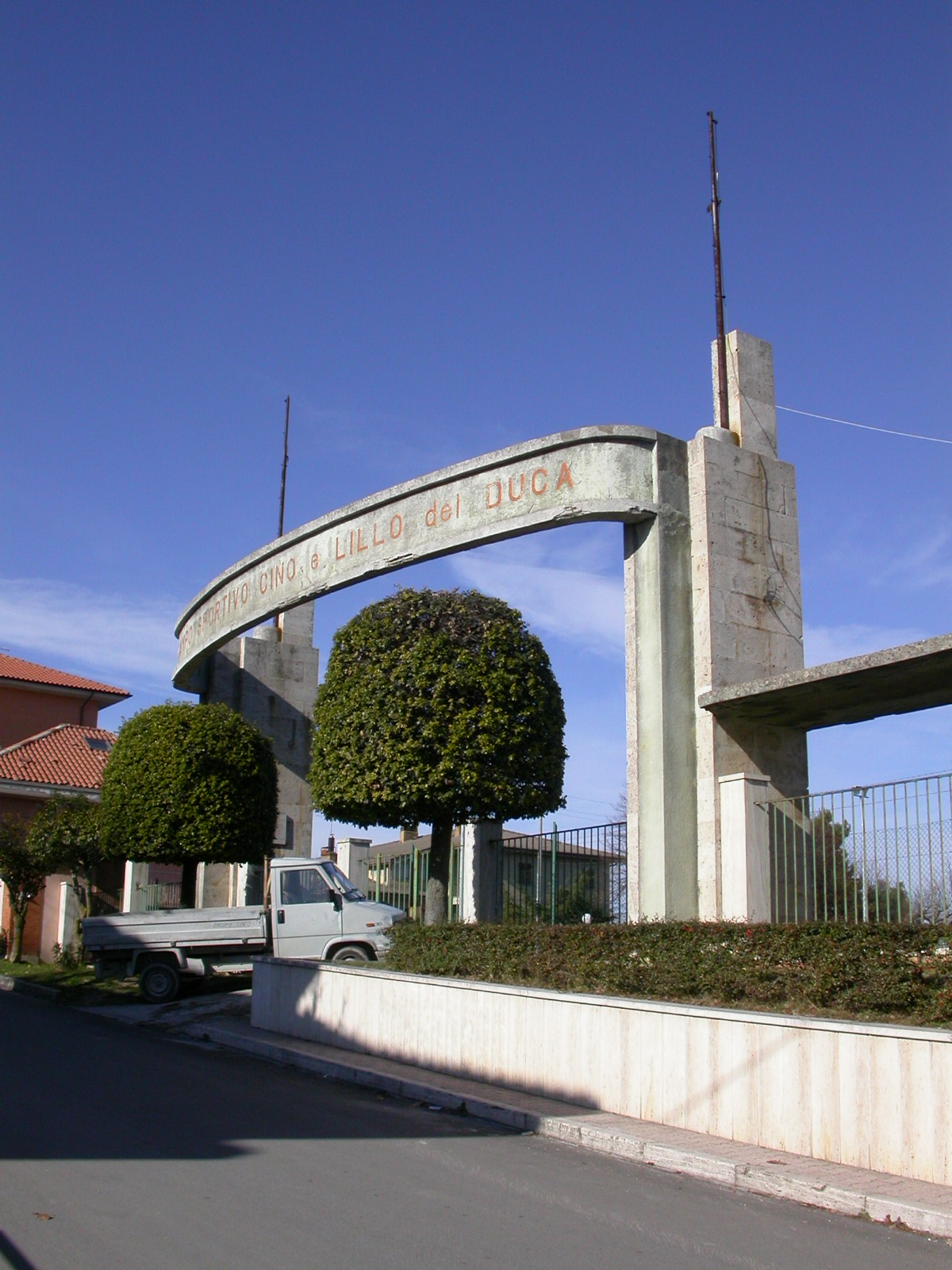 Campo sportivo Cino e Lillo Del Duca (campo sportivo) - Montedinove (AP) 