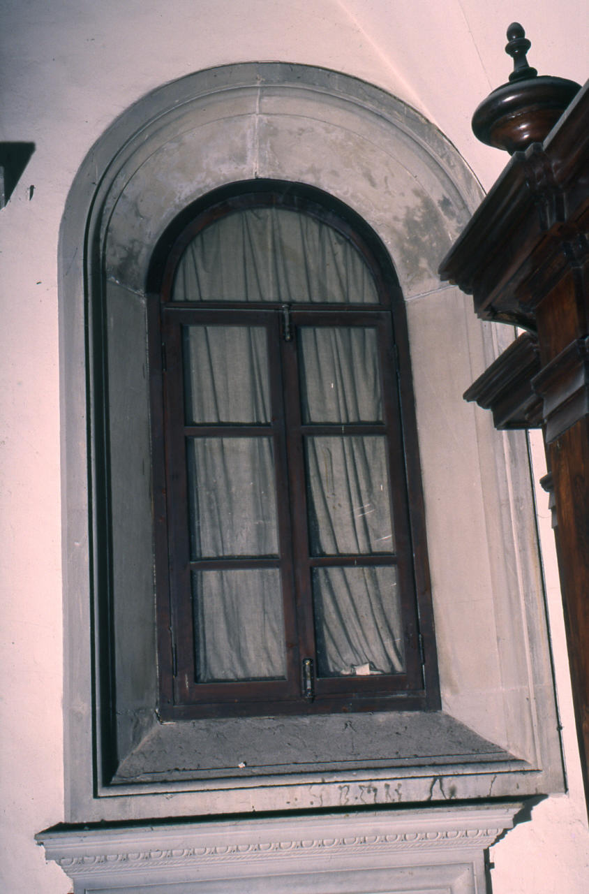 mostra di finestra, serie di Michelozzo - bottega fiorentina (sec. XV)