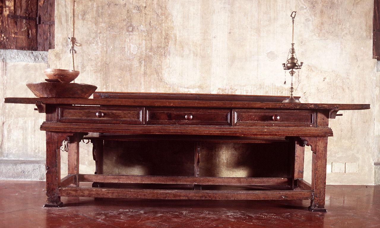 tavolo - manifattura toscana (ultimo quarto sec. XVII)