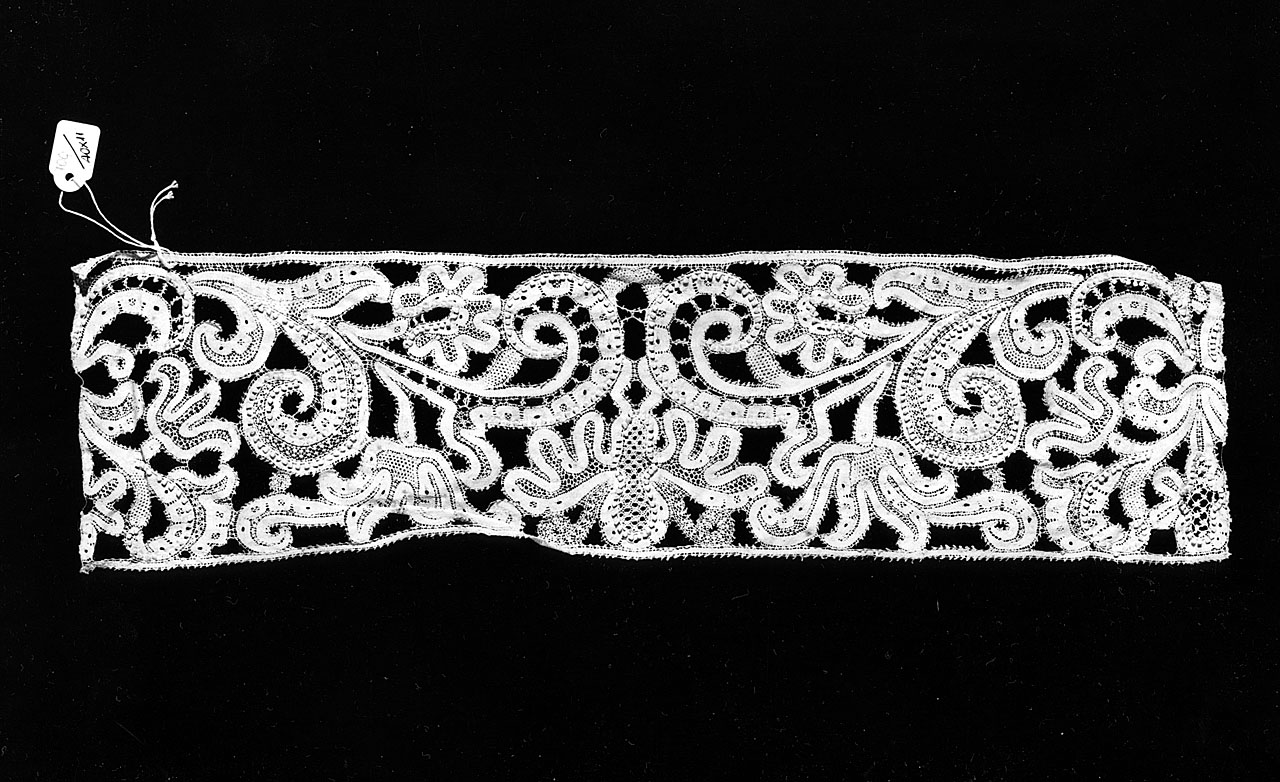 bordo, frammento - manifattura fiamminga (fine/ inizio secc. XVII/ XVIII)