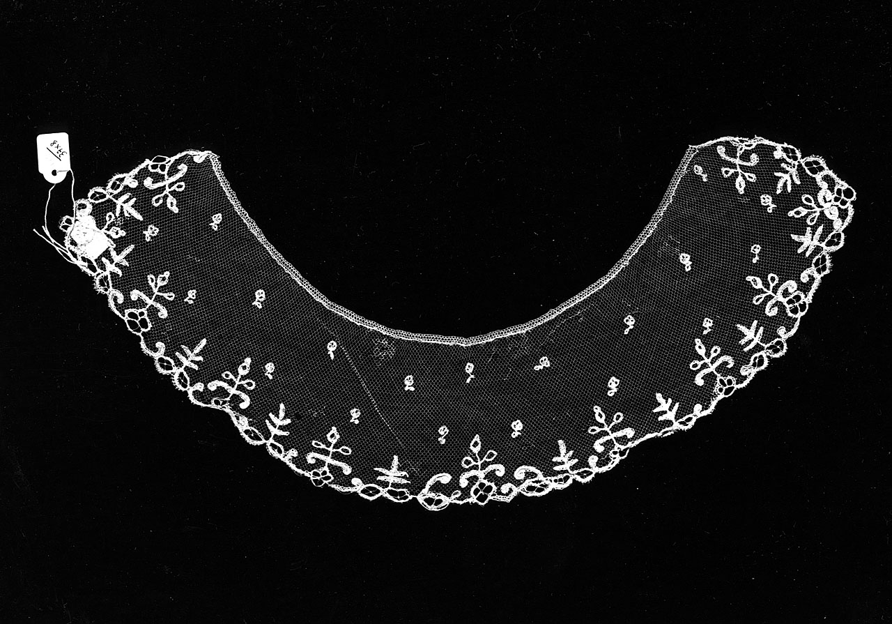 colletto - manifattura inglese (?) (fine/ inizio secc. XIX/ XX)