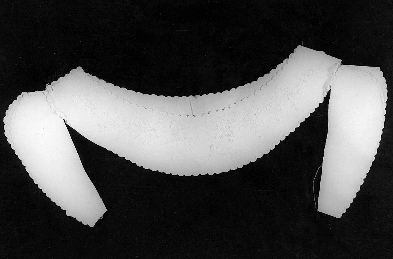 camicia, frammento di Cocola Teresina (inizio sec. XX)